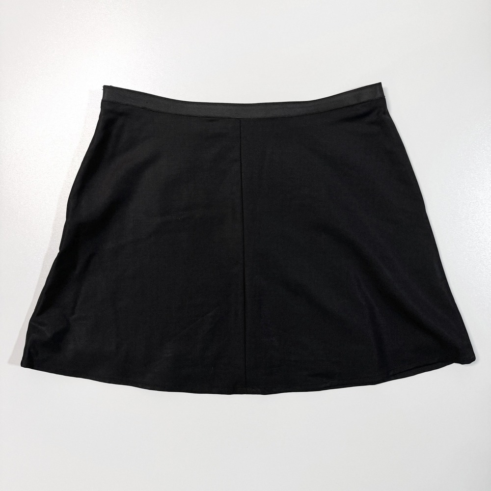 BCBGMAXAZRIA Mini Skirt XS Black A-Line Side Zip Professional Casual Minimalist - Picture 4 of 4